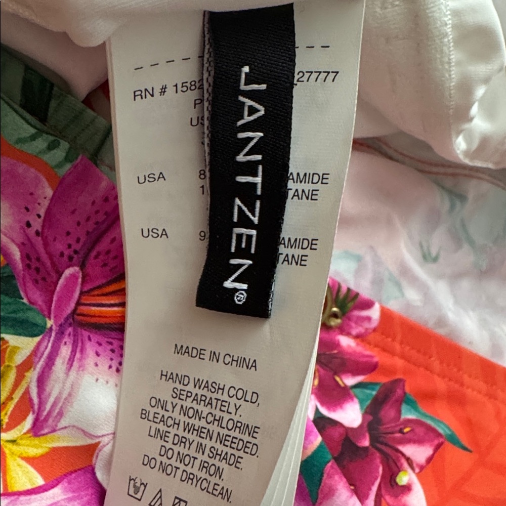 Jantzen Women’s Audrey Tropical Floral Tankini Top - Picture 9 of 11
